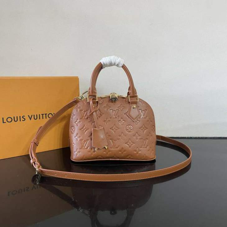 Picture of Louis Vuitton Handbags _SKUfw220371980fw
